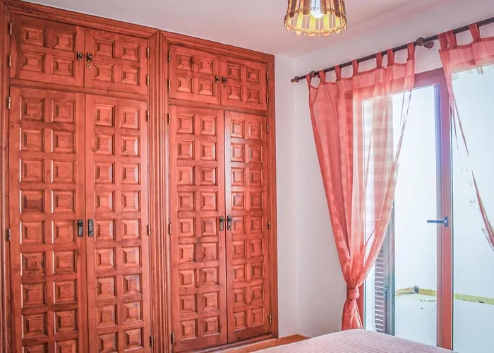 Tropicanapark Nyaraló *